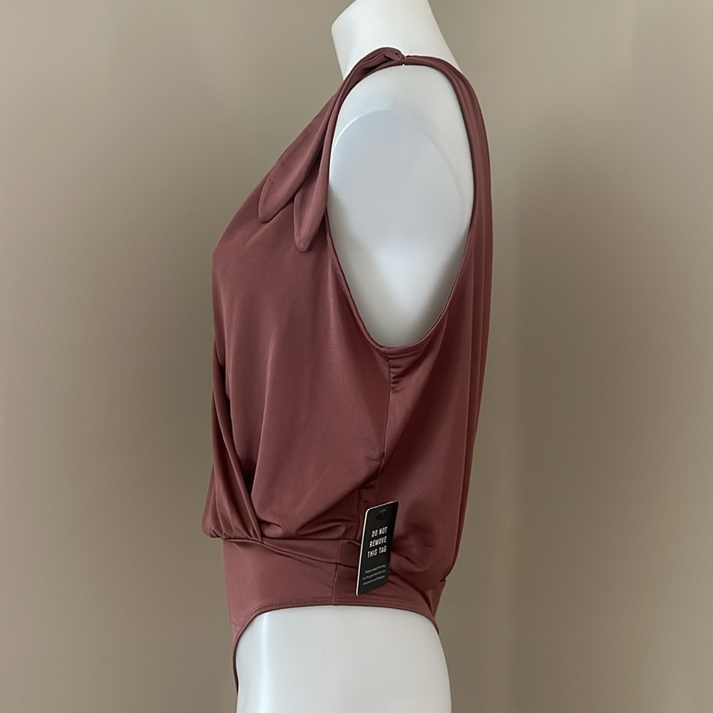 (NWT) Express Women’s Brown Bodysuit, Small - Picture 8 of 14